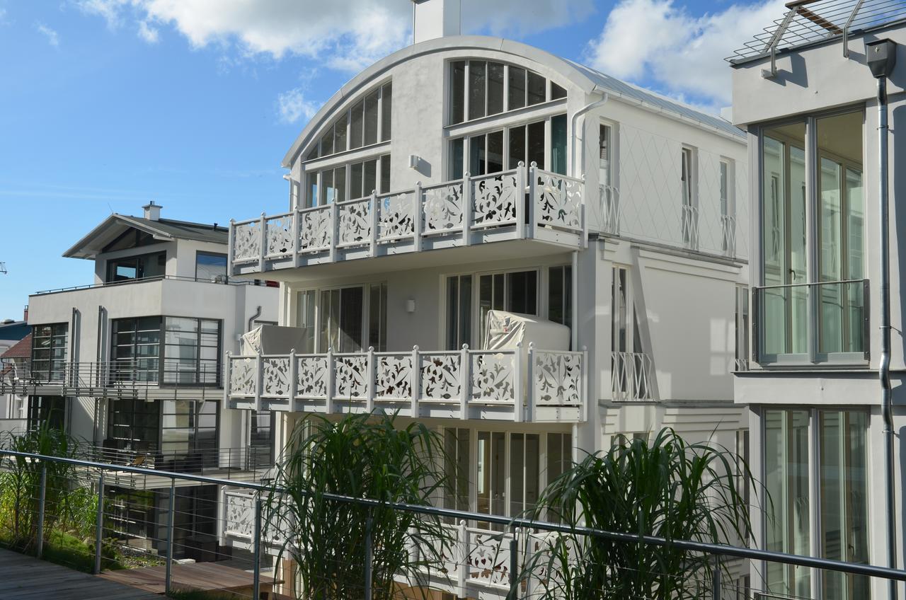 Villa "Johanna" Sellin - Wg12 Mit Kamin Und Zwei Balkonen Exterior photo